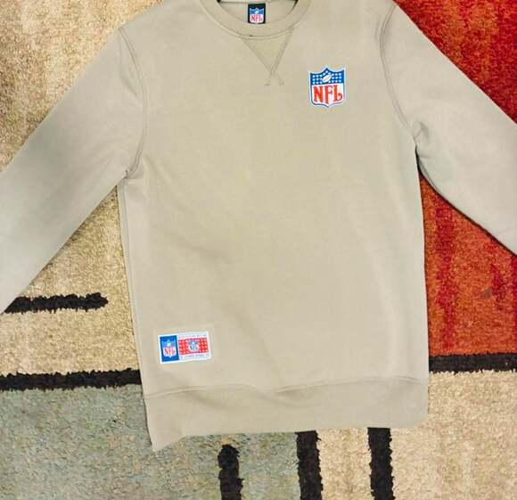 NFL - Picture 3 of 6